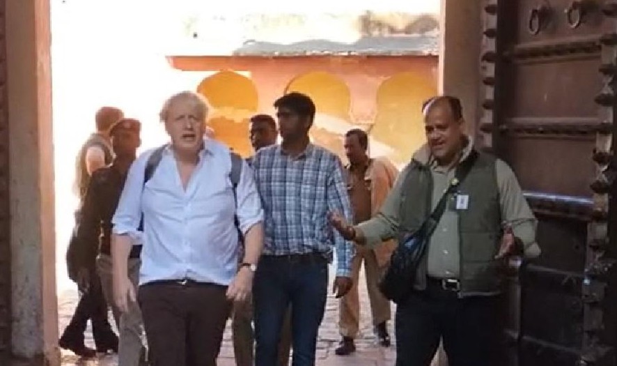 Former British Prime Minister Boris Johnson visits Jaipur's renowned forts while in India