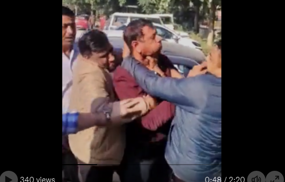 Cop in Faridabad swallows Rs 4,000 in bribe money after being caught in the act; video goes viral