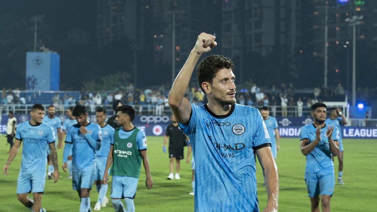 Mumbai City FC's Crucial Showdown: Aiming for Redemption Against Hyderabad FC 101 Mumbai City FC
