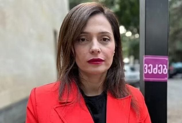 womsn