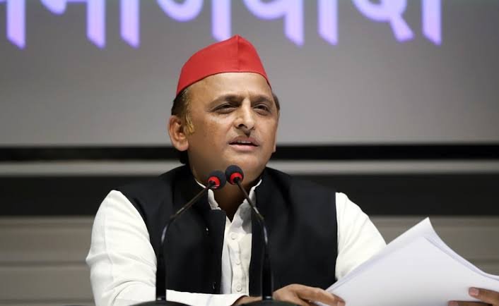 Engines Colliding: Akhilesh Yadav's Critique of the Uttar Pradesh Government on the Maha Kumbh Stampede 145 akhilesh