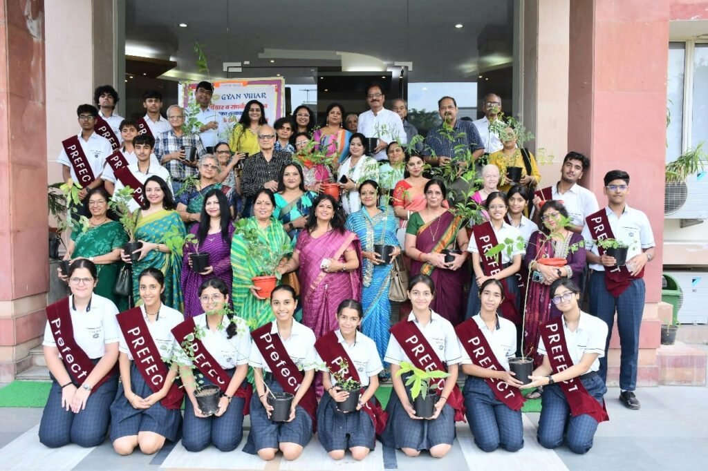 Literature and Environment Are Both Sources of Sensitivity"Tree is Life: Grand Celebration of 'Ek Ped – Sampark Ke Naam' and Poetry Recitation on Environment 141 Gyan Vihar 1