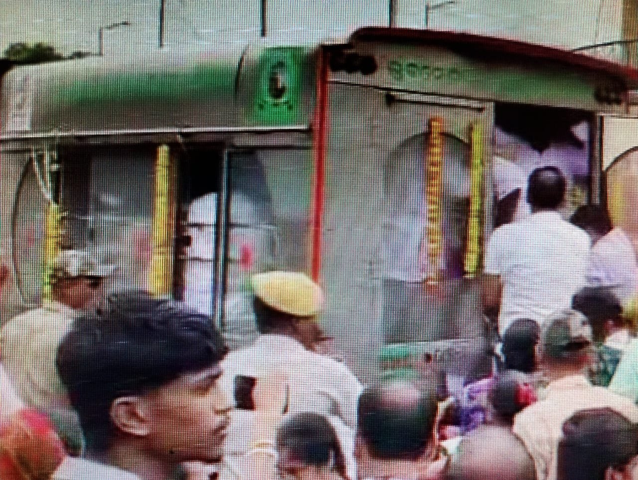 Odisha: Student Who Accused College Professor of Sexual Harassment Dies by Suicide, Father Alleges She Was Pushed to Take Extreme Step 106 Odisha
