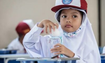 The news of Indonesia free lunch food poisoning