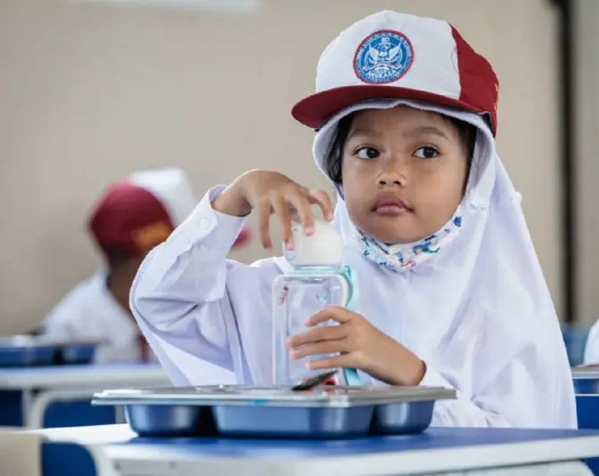 Over 1,000 children fell ill after Indonesia free lunch food poisoning linked to President Prabowo’s meal program- 134 The news of Indonesia free lunch food poisoning