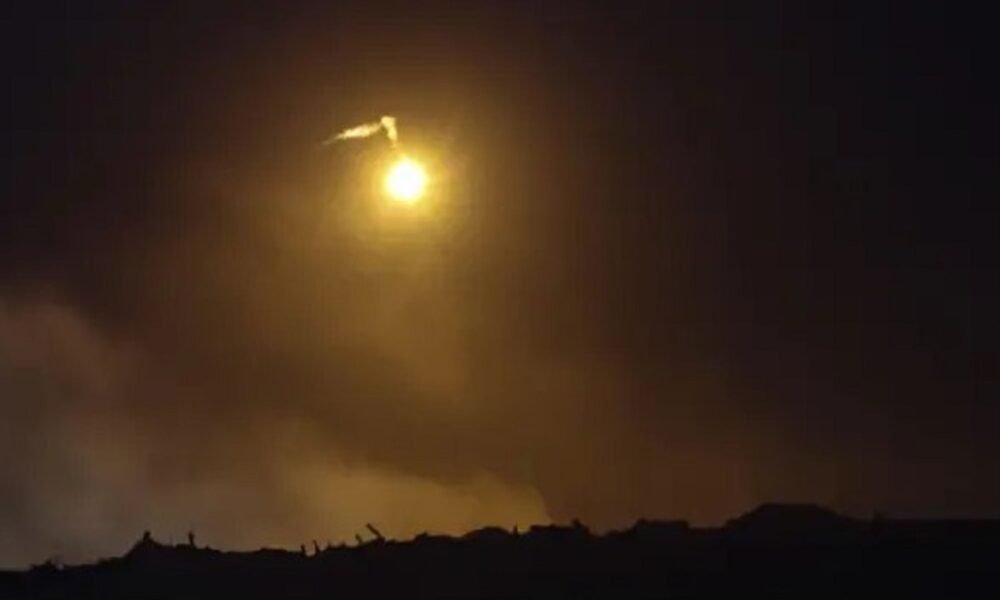 Gaza air strikes erupted