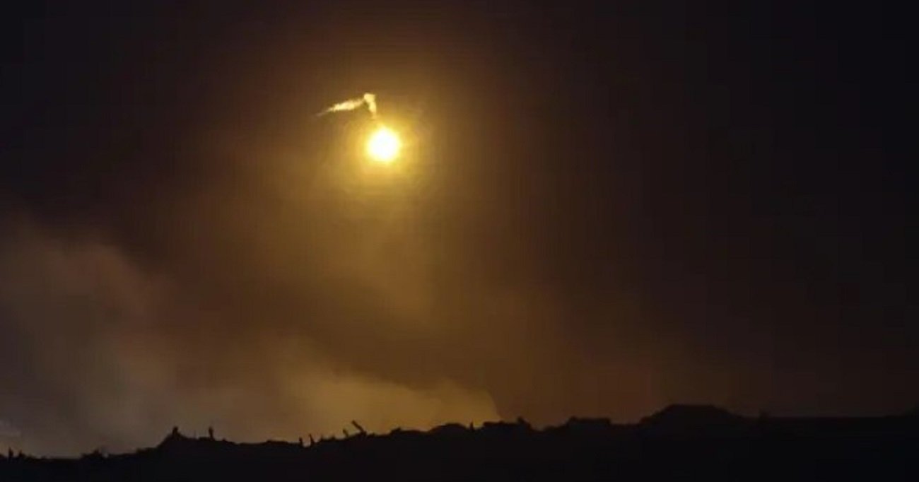 Gaza air strikes left at least 33 Palestinians dead as the US-brokered cease-fire faces its sternest test — 152 Gaza air strikes erupted