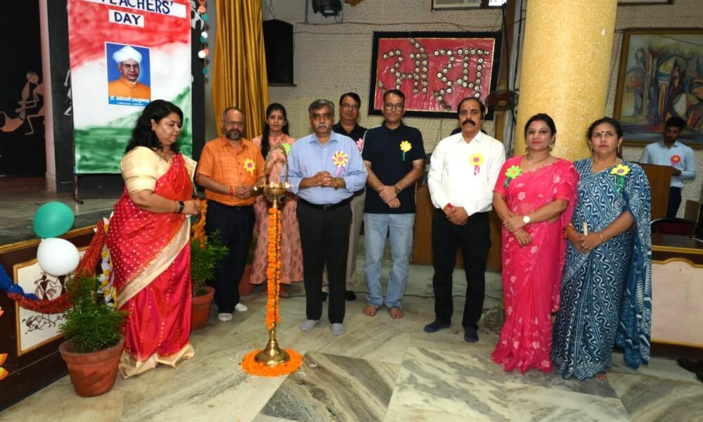 Teacher’s Day Celebration at DAV Jaipur