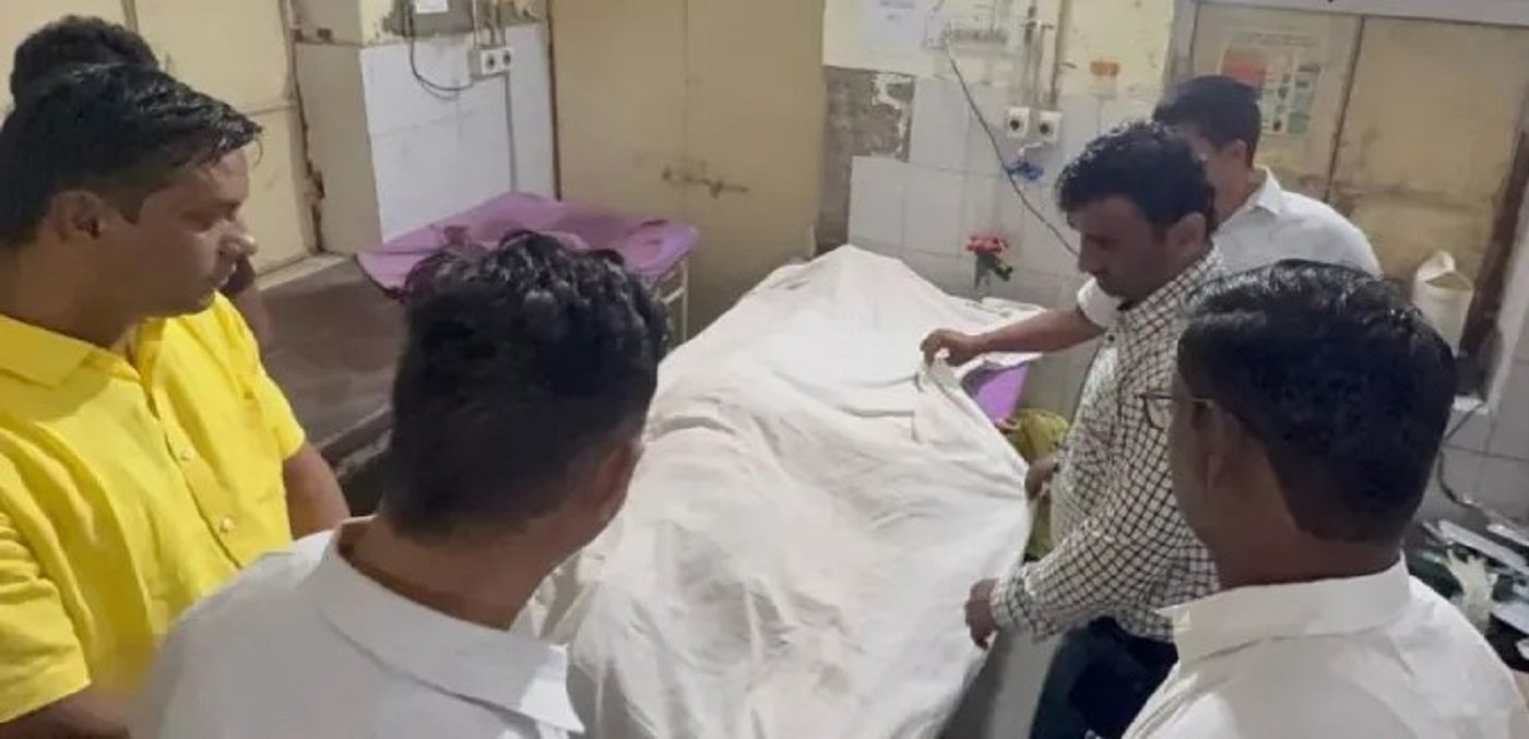 Rajasthan highway carnage claims three lives on Jaipur-Andhi State Highway in Jamwaramgarh, as a bike crash kills husband, wife and child- 142 The Rajasthan highway carnage on the Jaipur-Andhi State Highway