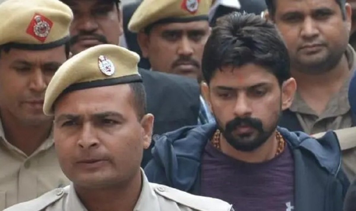 Anmol Bishnoi extradition marks a major breakthrough-the gangster brother of Lawrence Bishnoi is flown from the US to India- 156 Anmol Bishnoi is the younger brother of Lawrence Bishnoi