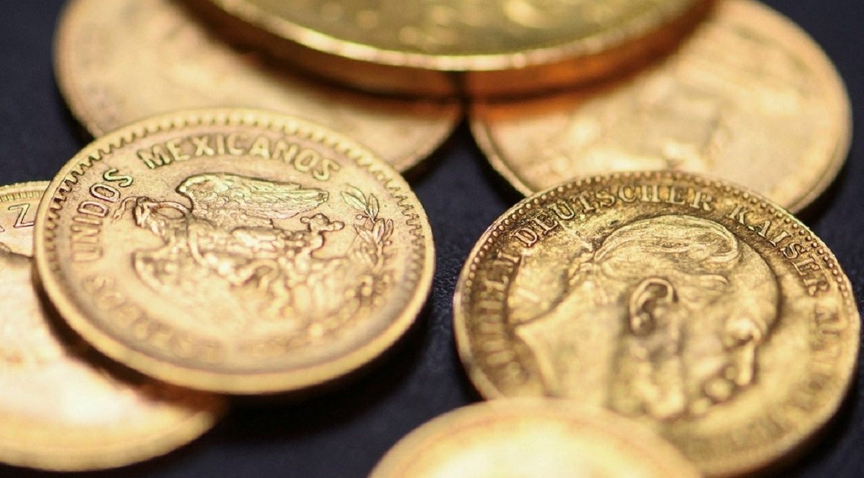 Jaipur Gold Silver Price Today: Get the latest 24K, 22K & 18K gold and silver rates in Jaipur — 144 Jaipur Gold Silver Price Today