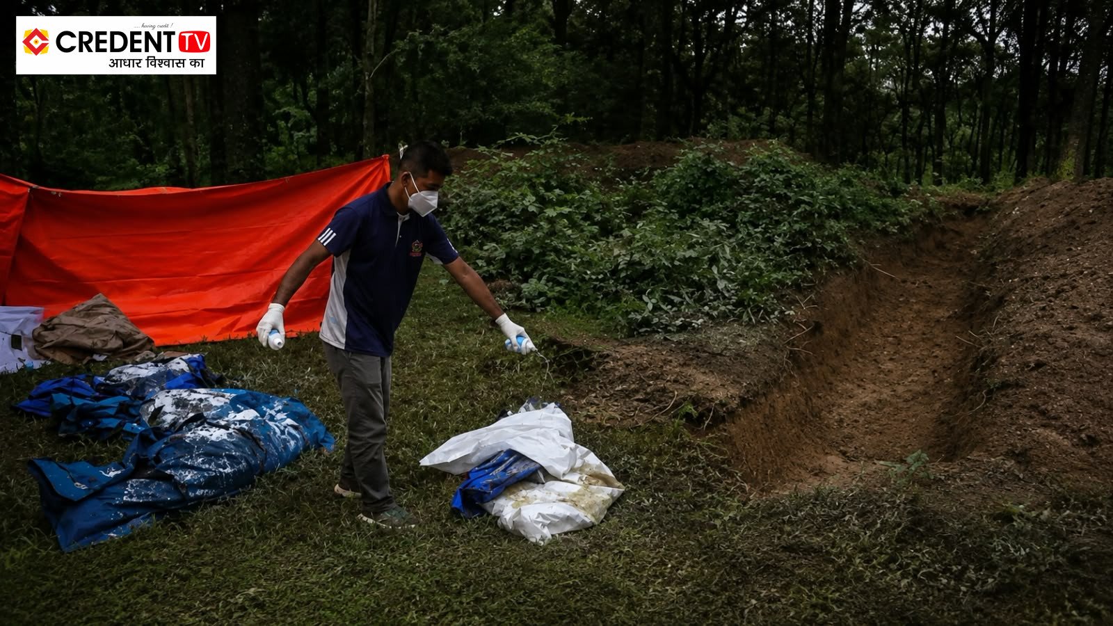 Nepal Flood Death Toll Tops 800 as Mass Burials Begin, China Data Questions Emerge